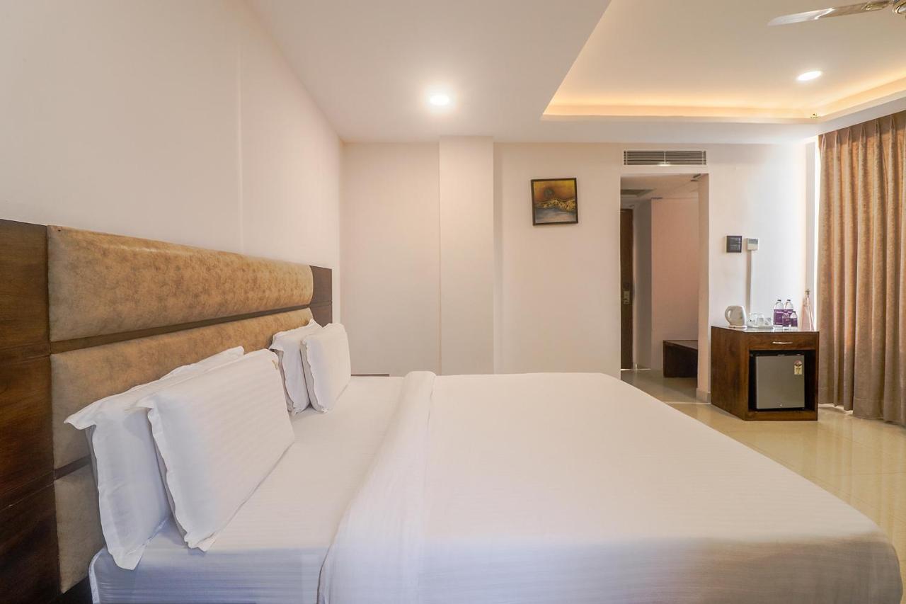 Fabhotel Mid Town Grand パンチクラ エクステリア 写真