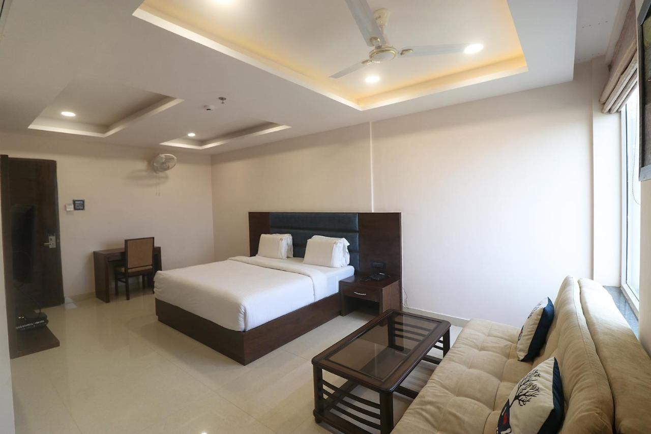 Fabhotel Mid Town Grand パンチクラ エクステリア 写真