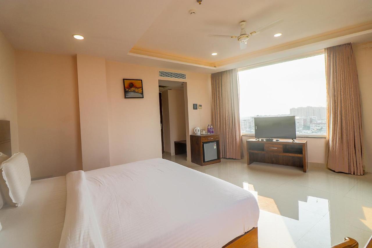 Fabhotel Mid Town Grand パンチクラ エクステリア 写真
